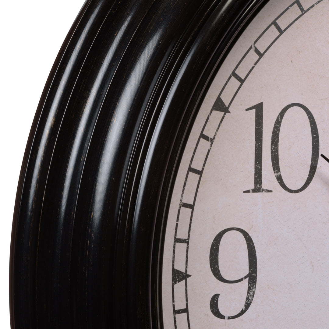 404-2658 23-inch Maxwell Wall Clock – La Crosse Technology