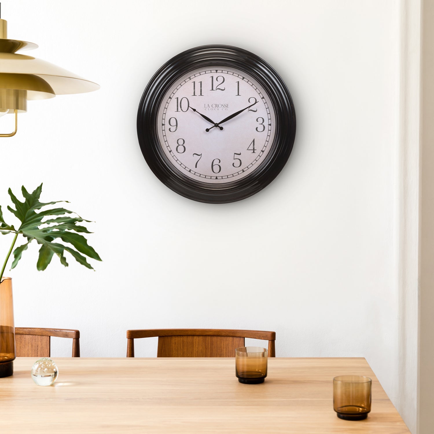 404-2658 23-inch Maxwell Wall Clock