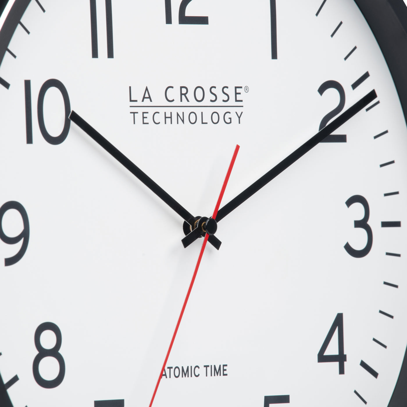404-3730 11.8-inch Atomic Metal Wall Clock