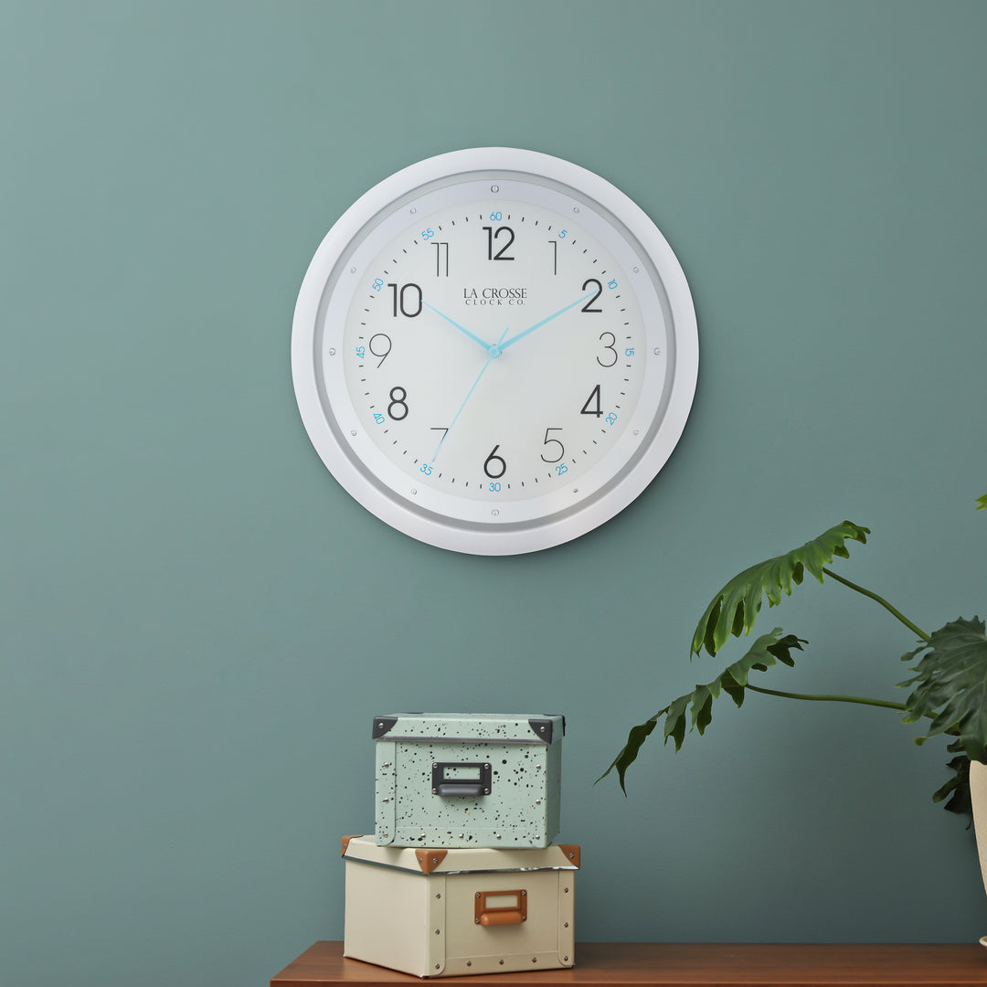 置時計 404-4525 10-inch Wall Clock with Night Vision