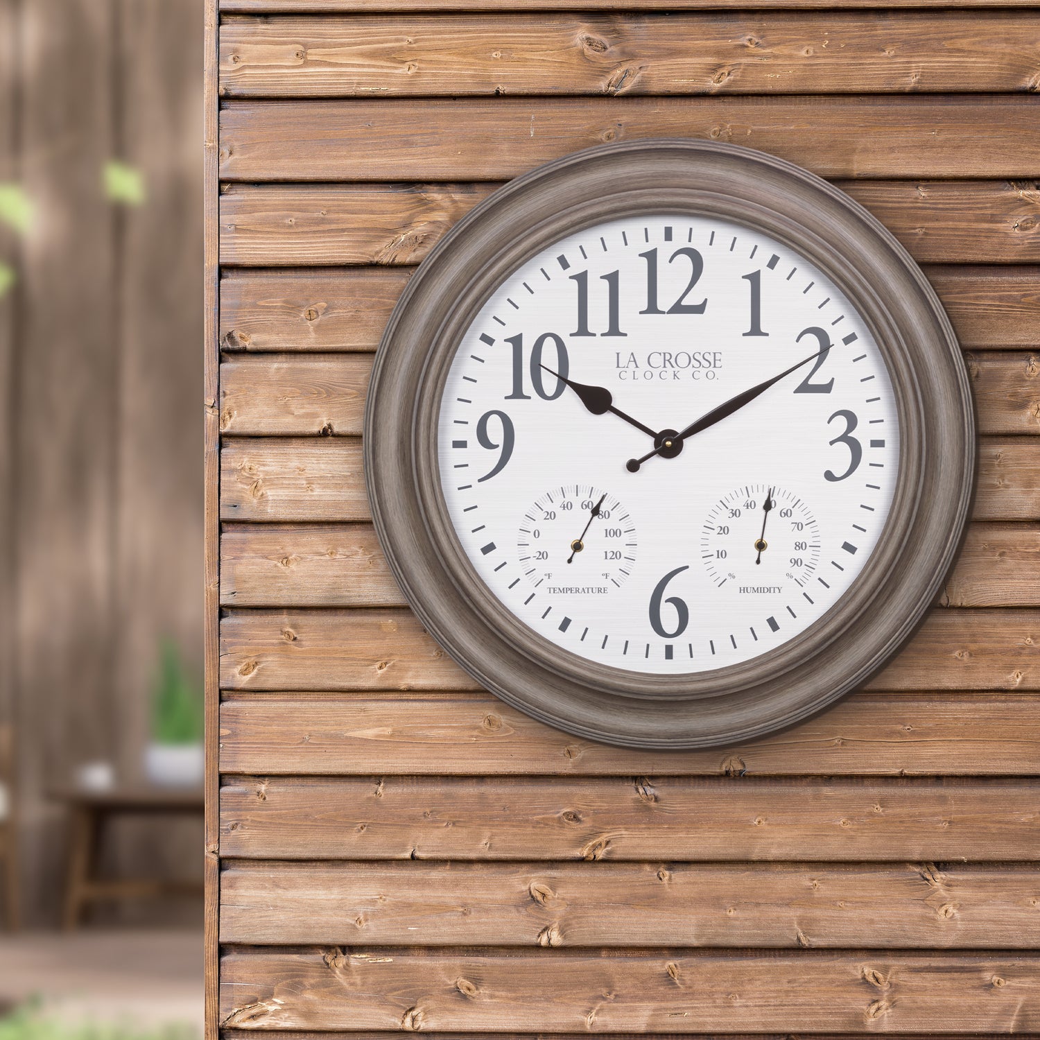 26 Clock 433-3267TH 26.2-inch Harvest Indoor/Outdoor Wall Clock with Temp and H