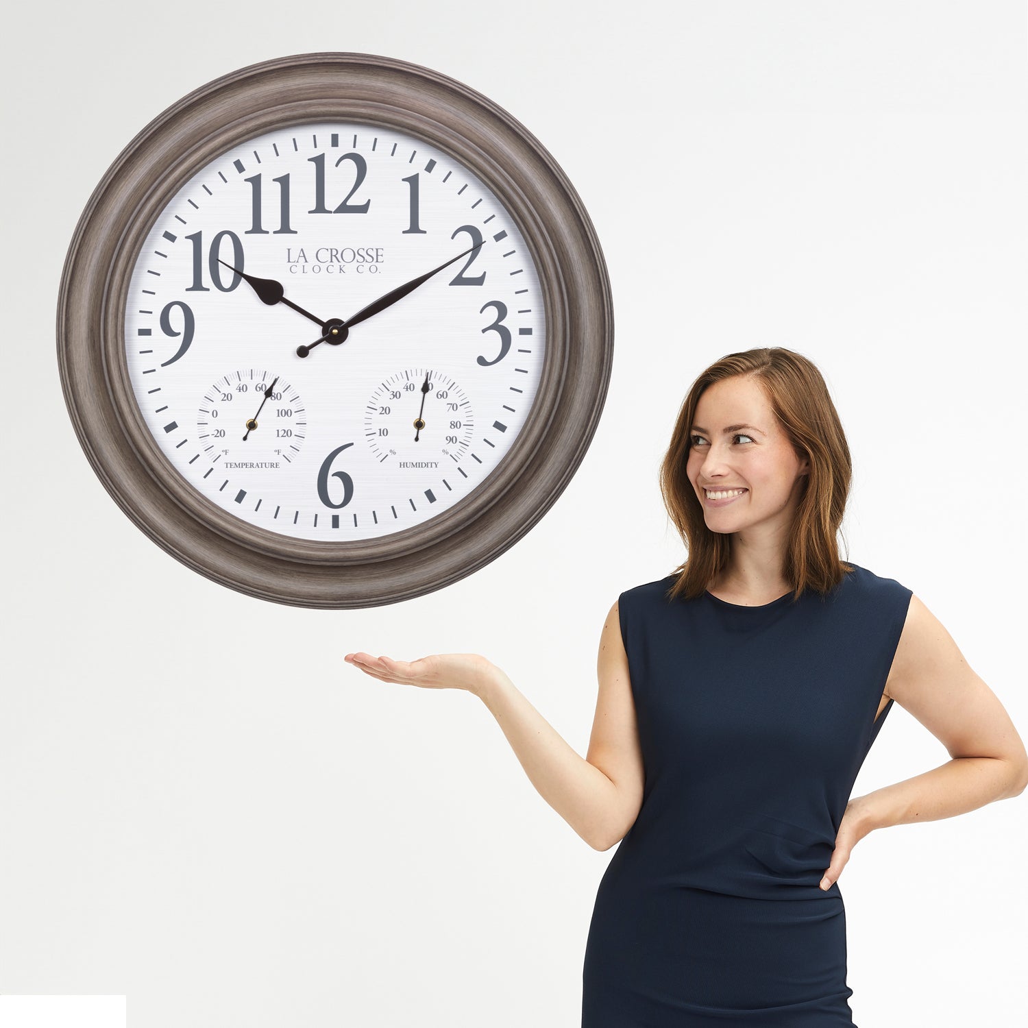 433-3267TH 26.2-inch Harvest Indoor/Outdoor Wall Clock with Temp and H