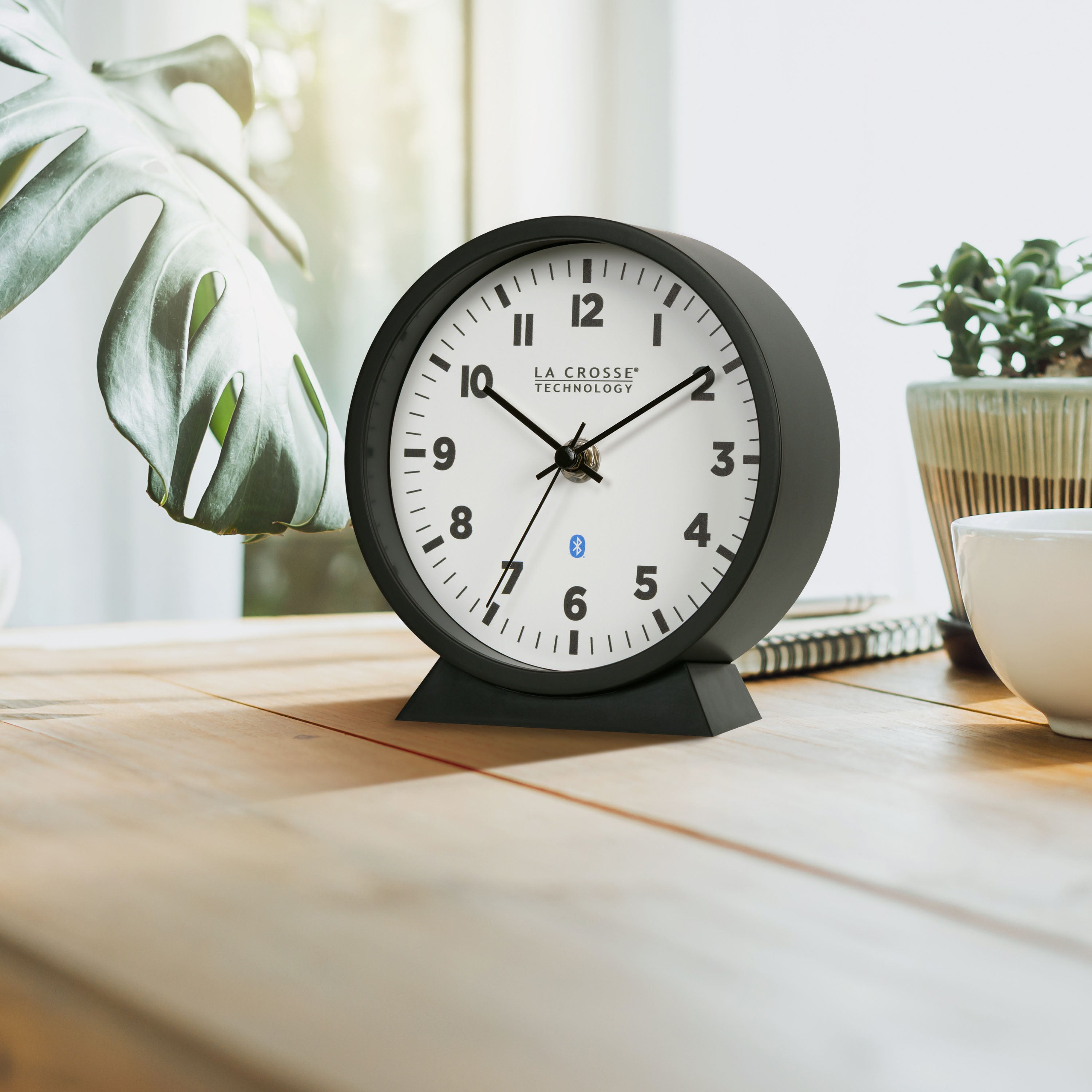 437-3816 Insta-Set Table/Wall Clock with Bluetooth® Technology