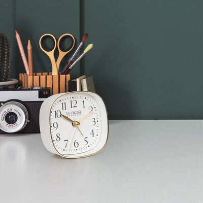 617-379W Square Analog Alarm Clock with Silent Sweep – White