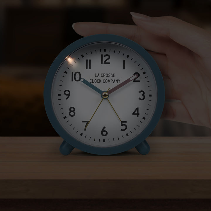 617-3816B 4.4-inch Analog Quartz Alarm Clock
