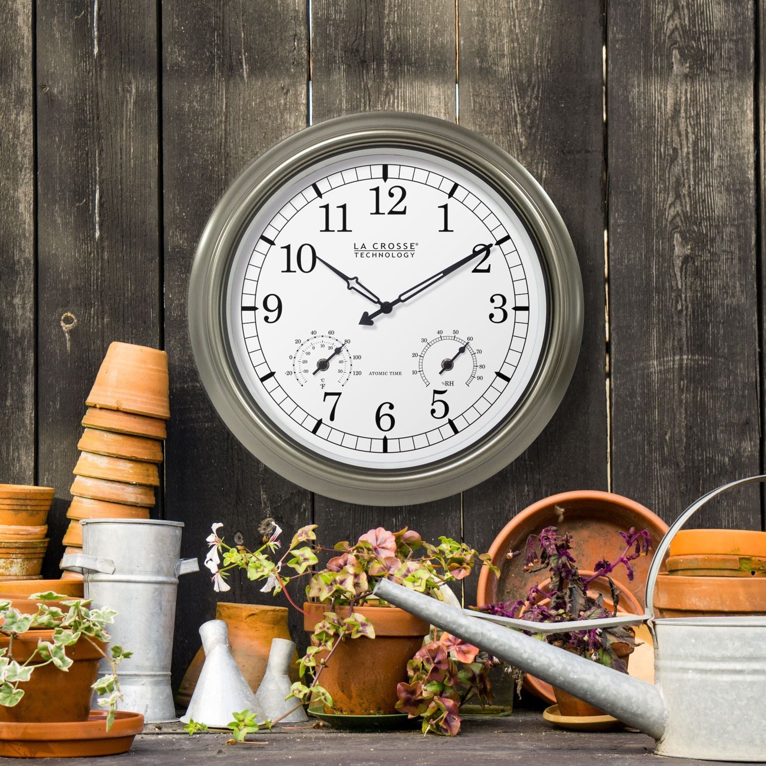 WT-3181PLX1 18-inch Indoor/Outdoor Atomic Wall Clock