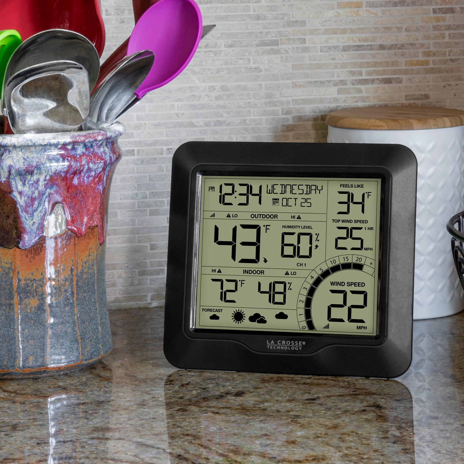 Wind Speed Weather Station | Battery Powered Stations | La Crosse