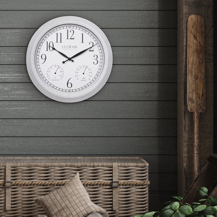 404-3015CC 15-inch Indoor/Outdoor Payton Wall Clock