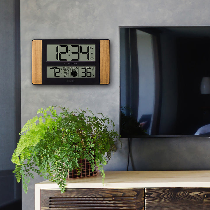 Atomic Digital Wall Clock