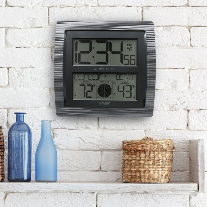BBB86118V4 Atomic Clock and Weather Station