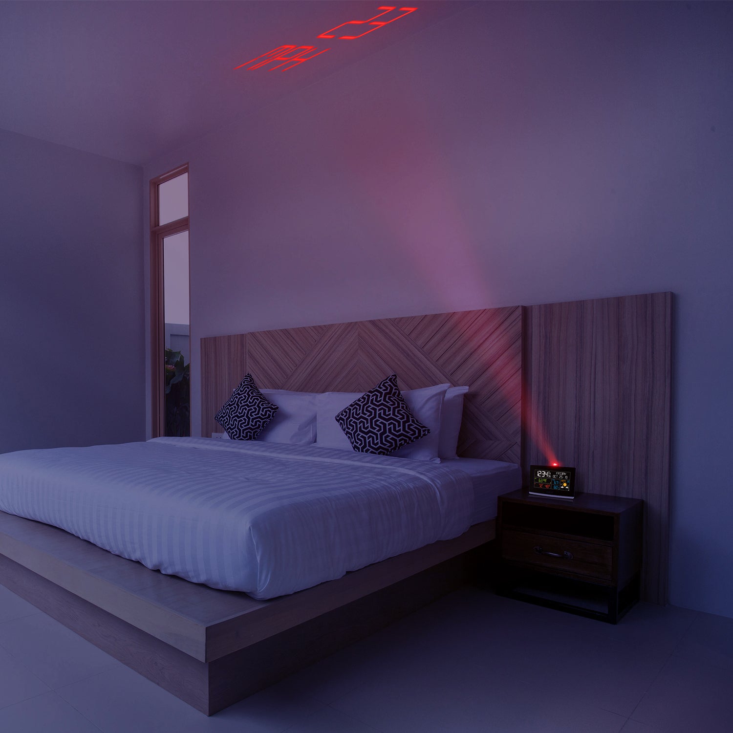 CA81199 WiFi Projection Alarm Clock La Crosse Technology