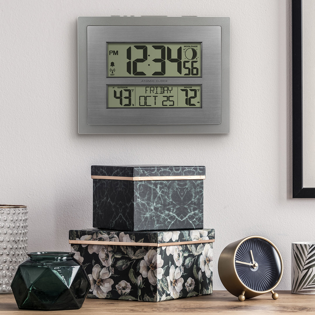 W79752 Silver Atomic Digital Clock