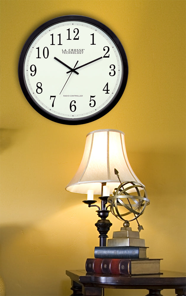 14 In. L X 14 In. W Indoor Modern Analog Atomic Wall Clock Glass/Plastic Black