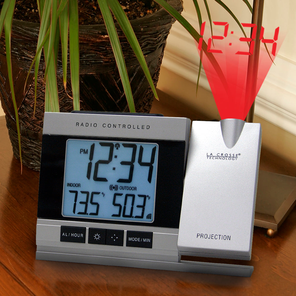 WT-5220U-ITV2 Projection Alarm Clock with Indoor/Outdoor Temperature
